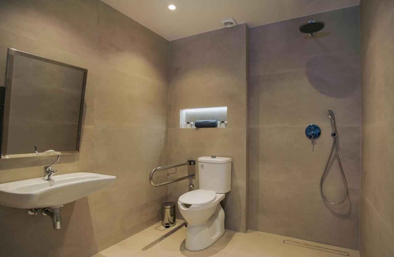 Celine Luxury Apartments & Suites อายิโอสนิโกลาโอส ภายนอก รูปภาพ
